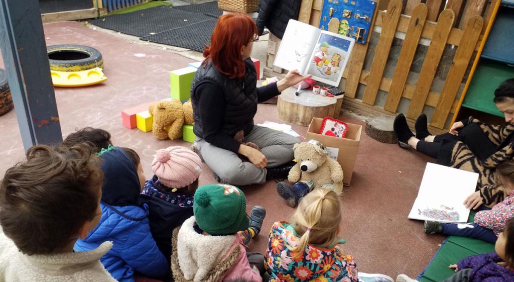 Willows love reading - Wimbledon Nursery